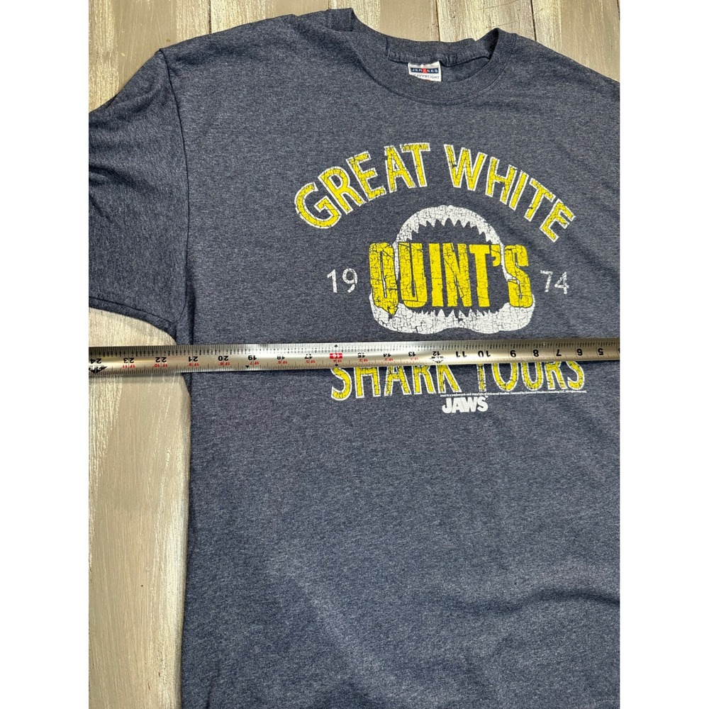 Jerzees Jaws Quint's Shark Tours Tee Mens XL Navy Excellent Graphic Movie Shirt - Picture 3 of 6